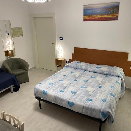 B&B Del Corso - Affittacamere Giulianova Luaran gambar